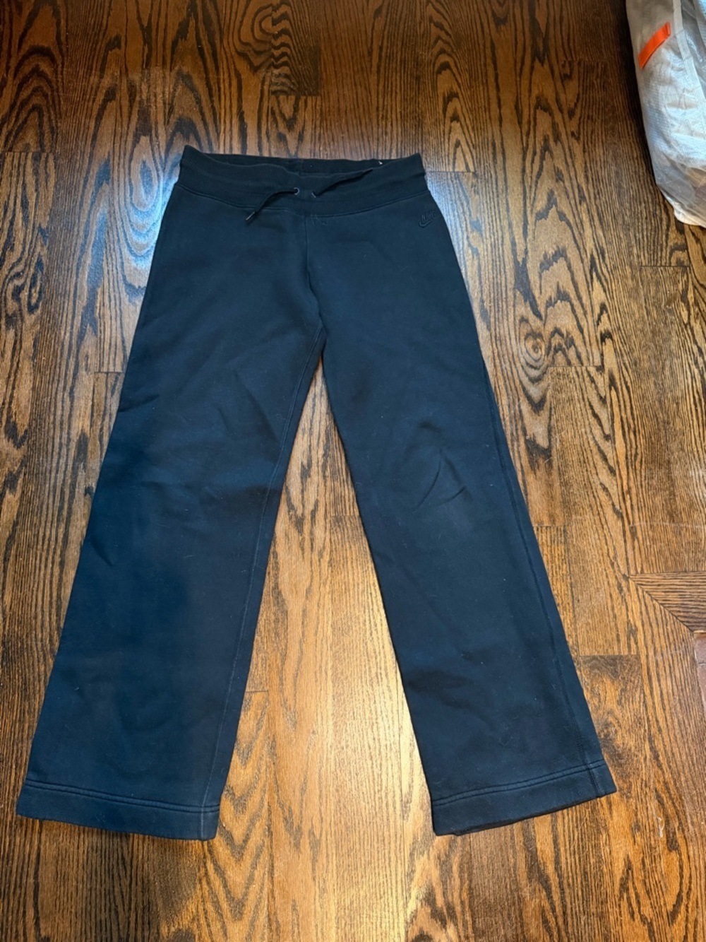 Nike Black Woman’s small Sweatpants - Pull-On Joggers